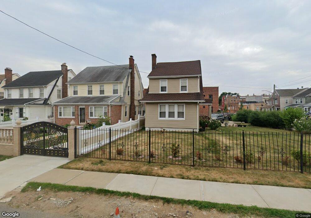 19610 91st Ave, Hollis, NY 11423 - photo 1