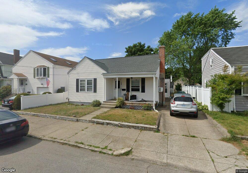 158 Benedict St, Pawtucket, RI 02861 - photo 1