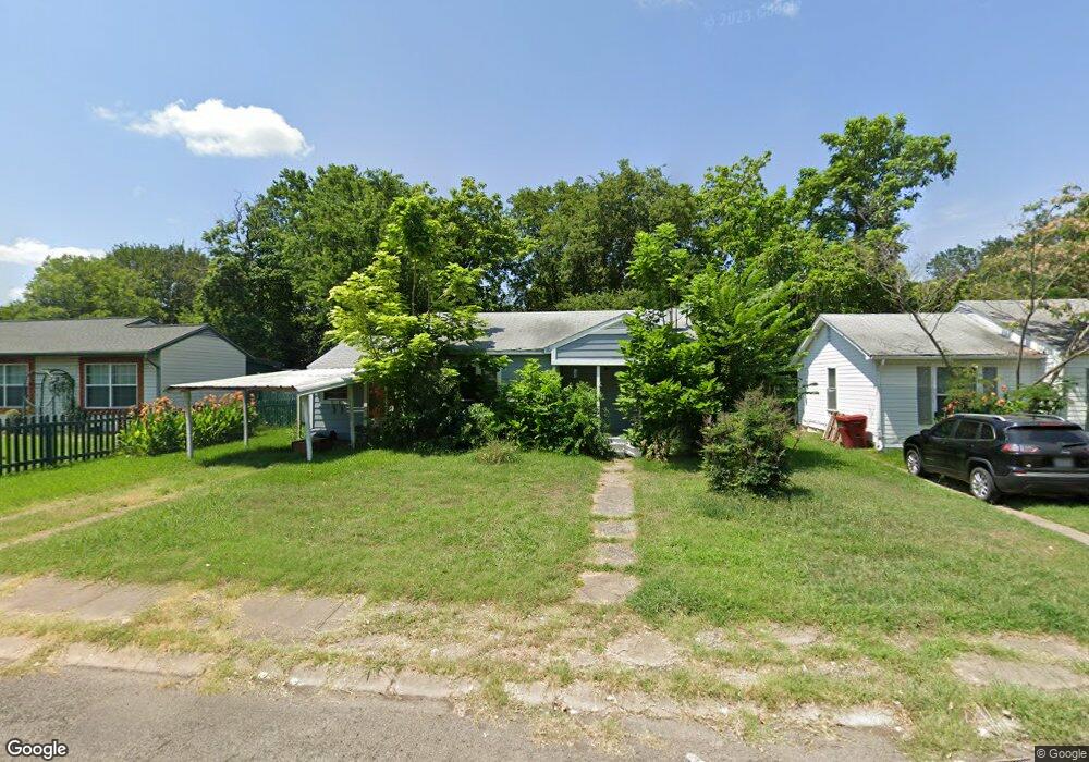 217 Graham Ave, Bonham, TX 75418 - photo 1