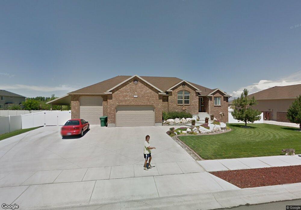 6110 W 5300 S, Hooper, UT 84315 - photo 1