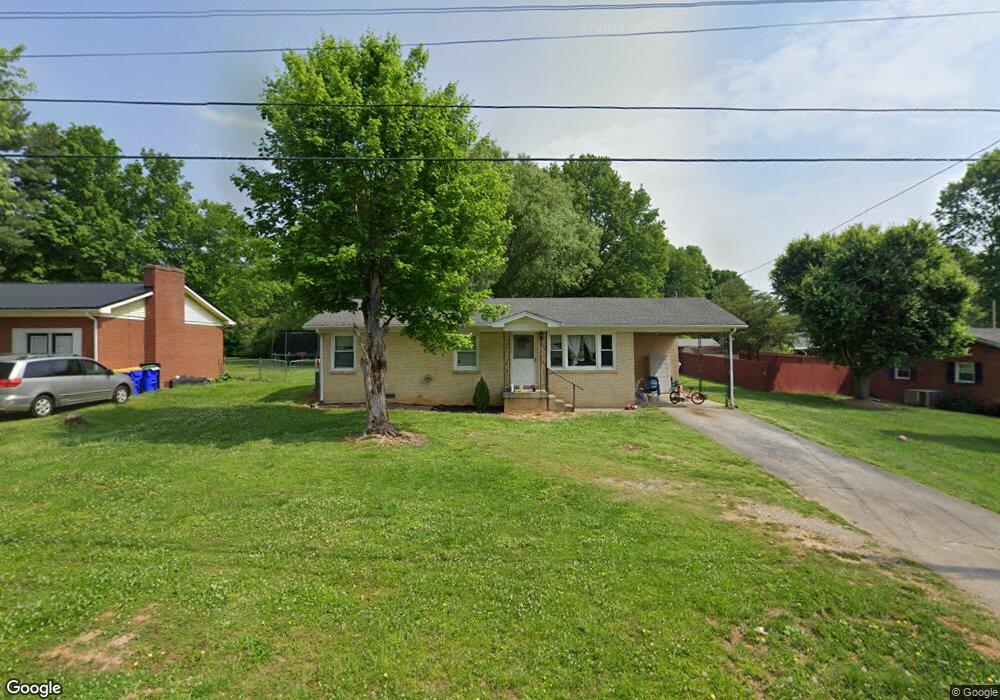 833 Strawberry Ln, Franklin, KY 42134 - photo 1