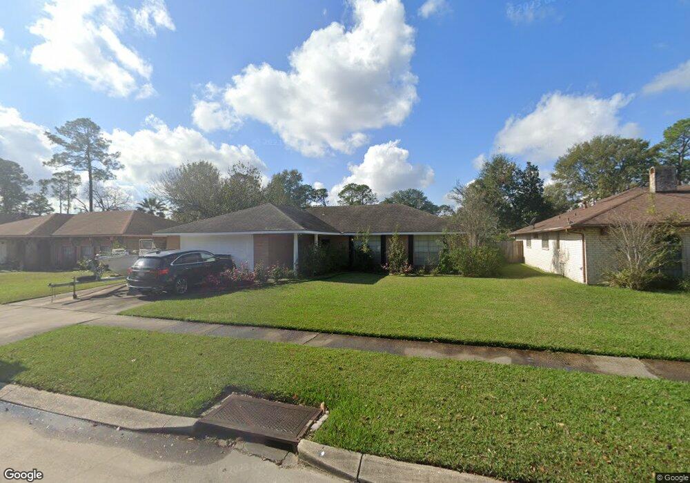 907 Rue Rochelle, Slidell, LA 70458 - photo 1