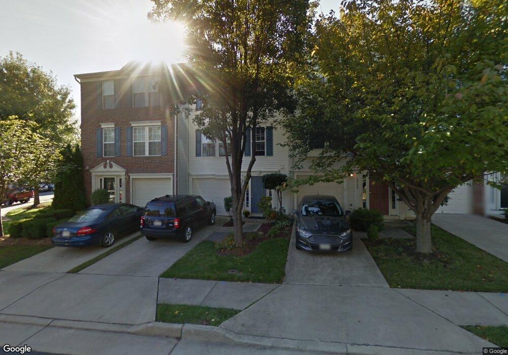 15728 Viewpoint Cir, Dumfries, VA 22025 - photo 1