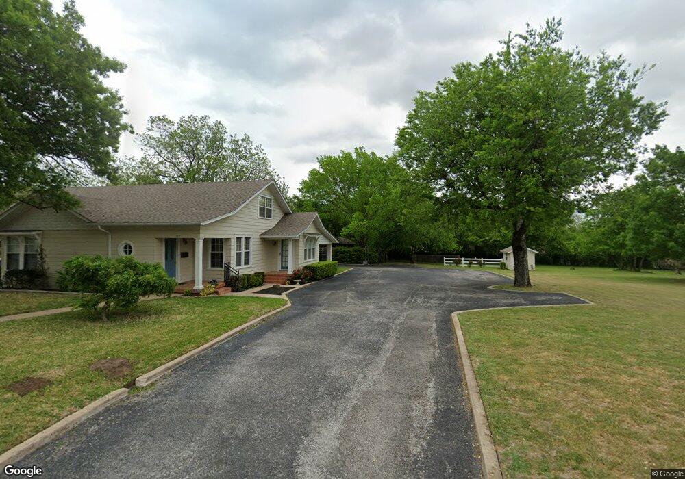 119 S Cowan St, Decatur, TX 76234 - photo 1