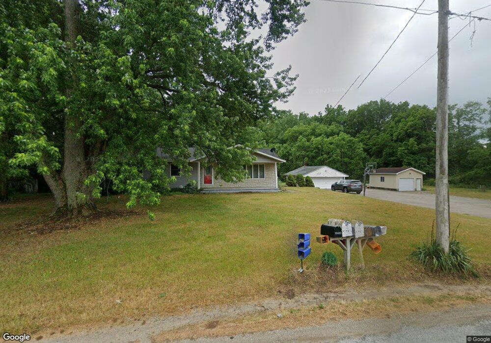 10475 E 600 N, Grovertown, IN 46531 - photo 1
