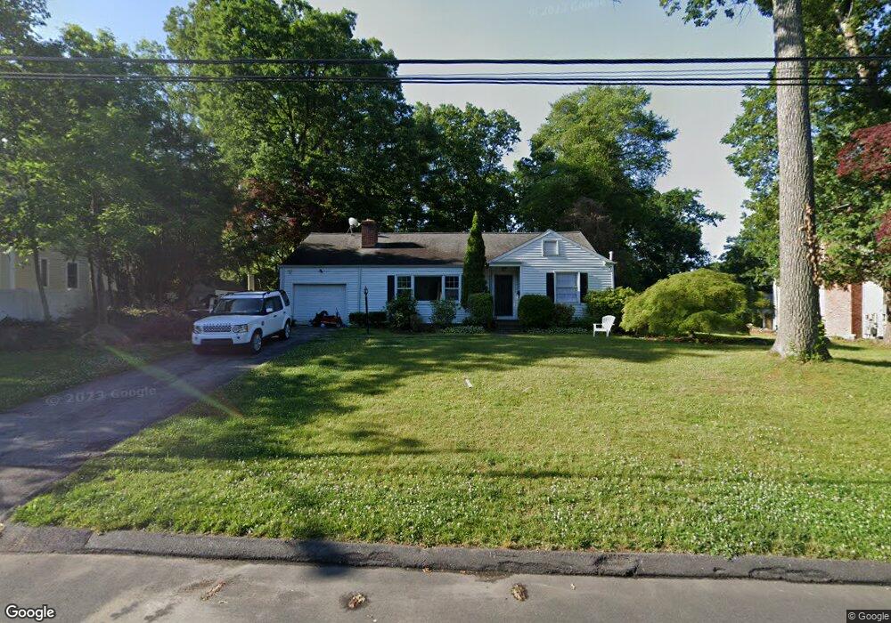 161 Berrian Rd, Stamford, CT 06905 - photo 1