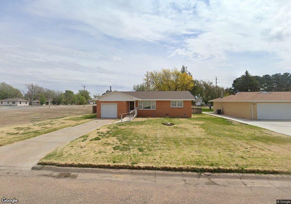 1102 S Main St, Hugoton, KS 67951 - photo 1