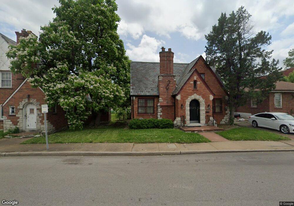 4408 Bircher Blvd, Saint Louis, MO 63115 - photo 1