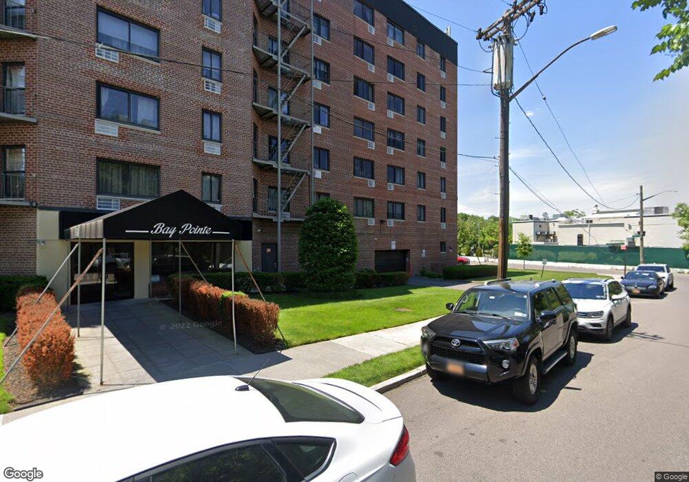 1520 202nd St unit 1B, Bayside, NY 11360 - photo 1