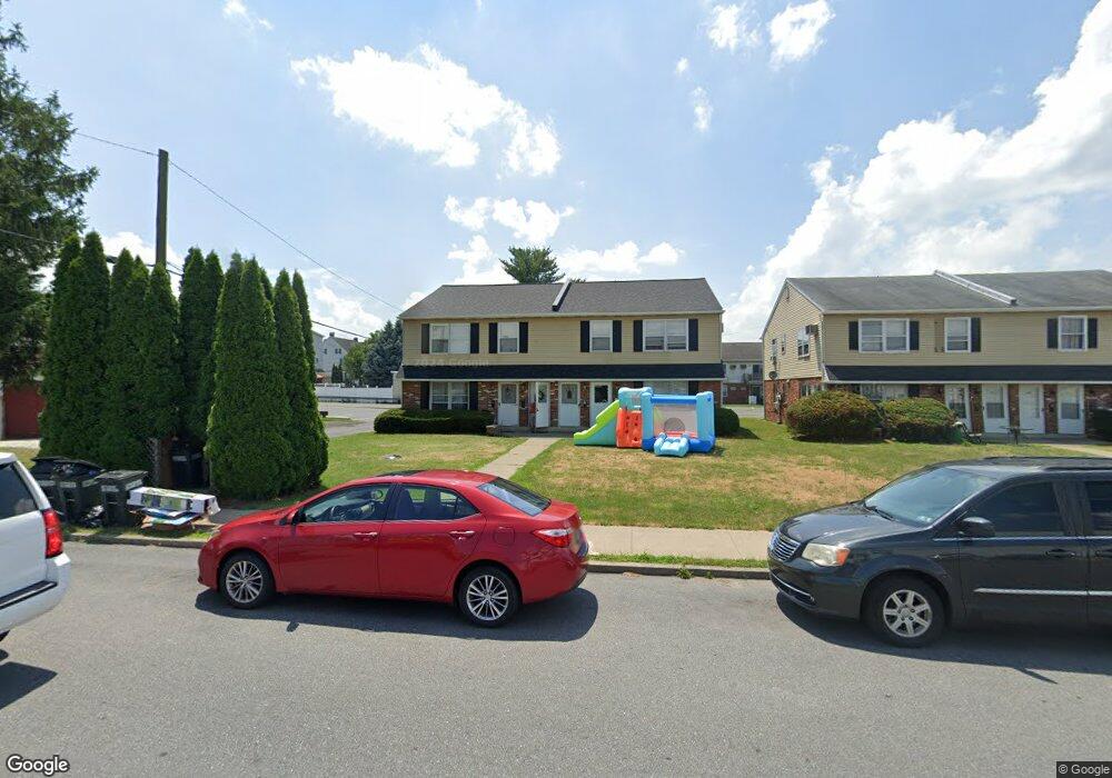 814 Uhl St unit 818, Allentown, PA 18109 - photo 1