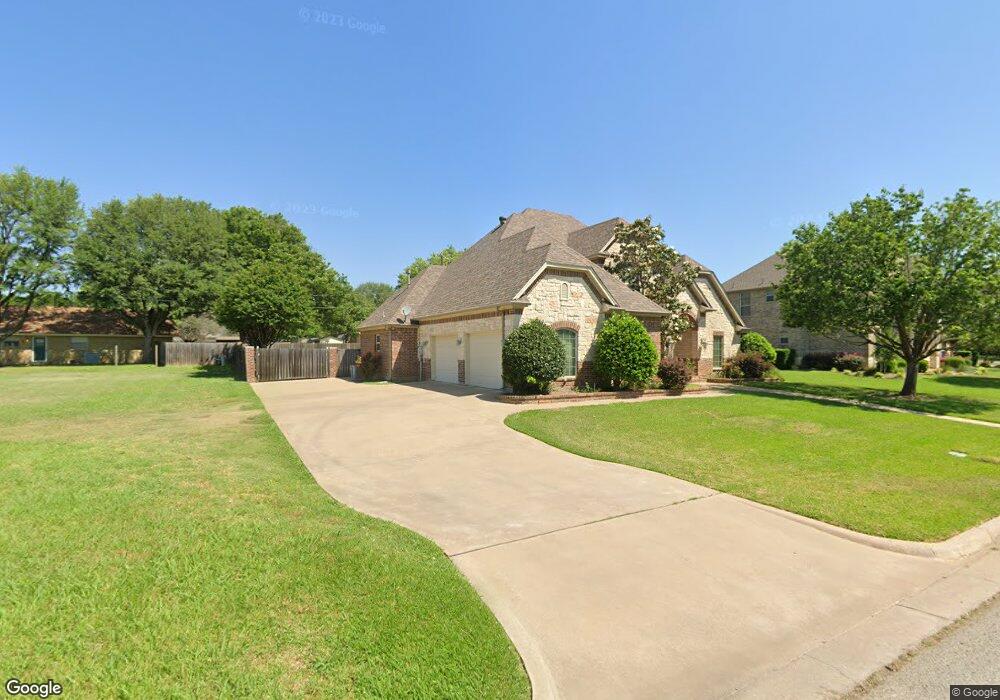 1104 Hemphill Dr, Cleburne, TX 76033 - photo 1