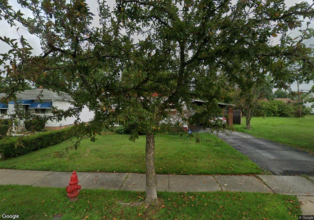 5656 Jefferson Ave, Maple Heights, OH 44137 - photo 1