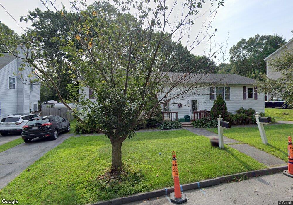 27 Dixfield St, Worcester, MA 01606 - photo 1