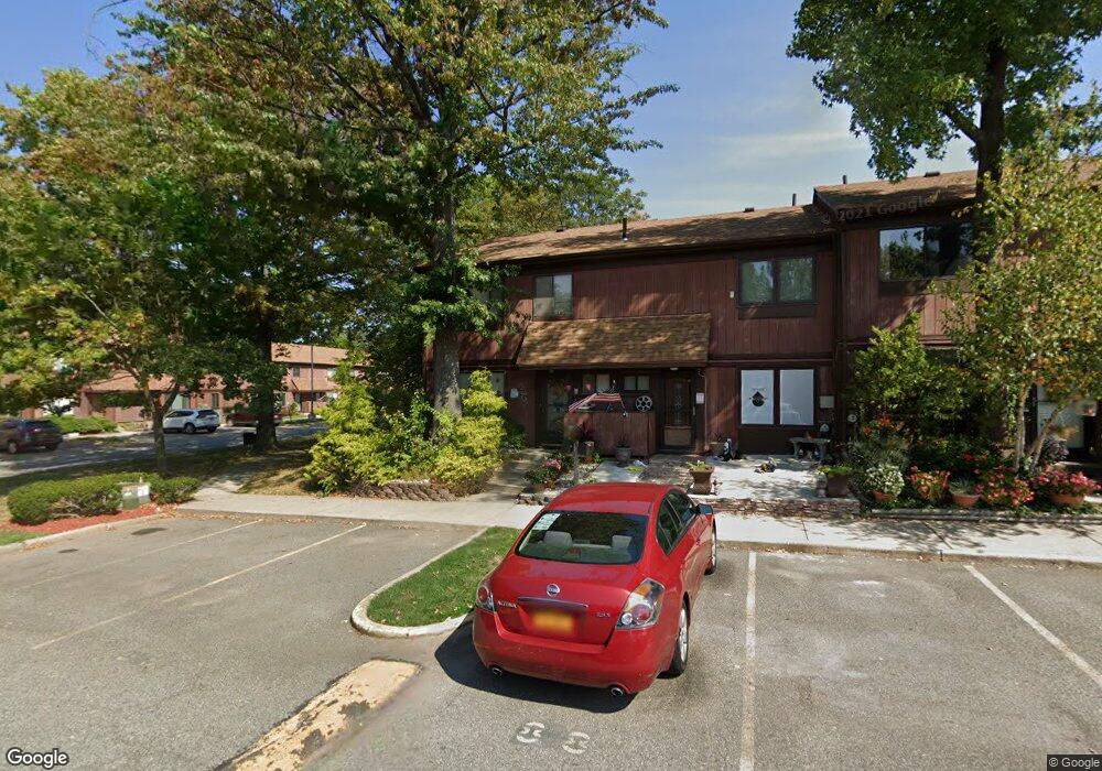 84 Bower Ct, Staten Island, NY 10309 - photo 1