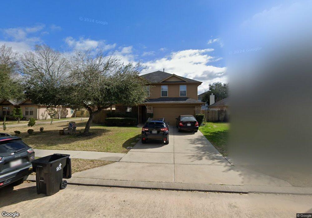 915 Gulf Ct, Rosenberg, TX 77471 - photo 1