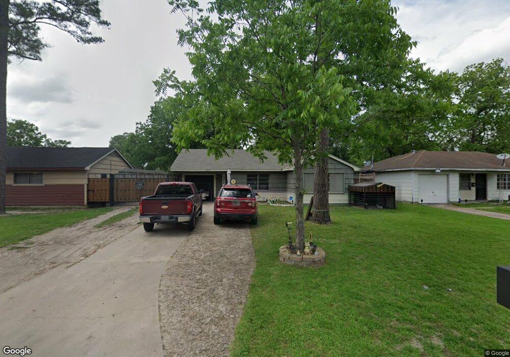 7253 Parker Rd, Houston, TX 77016 - photo 1