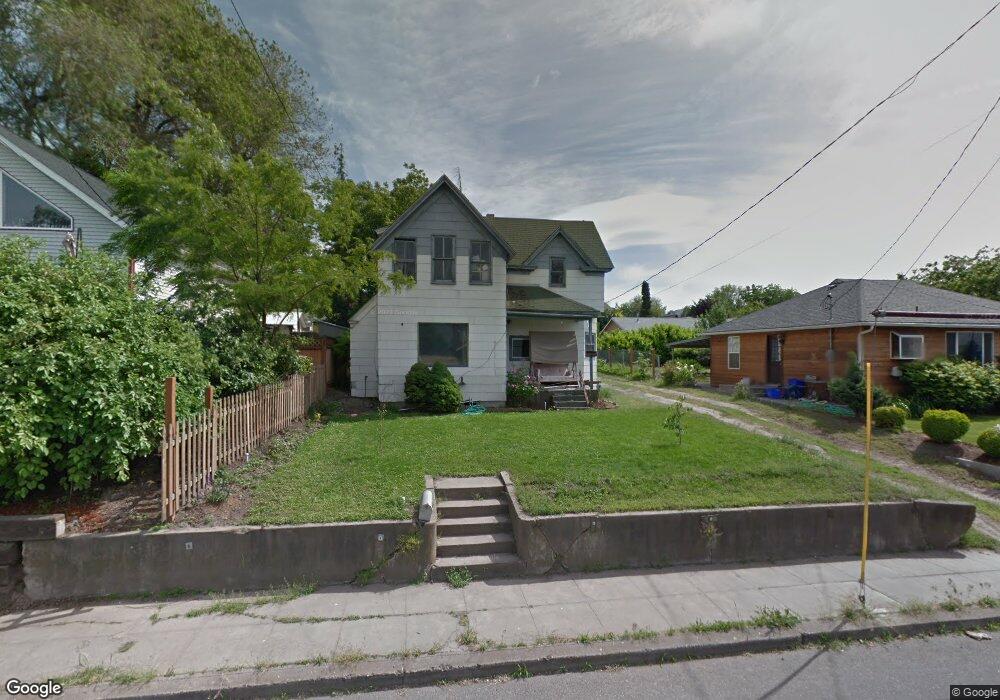 1510 E 9th St, the Dalles, OR 97058 - photo 1