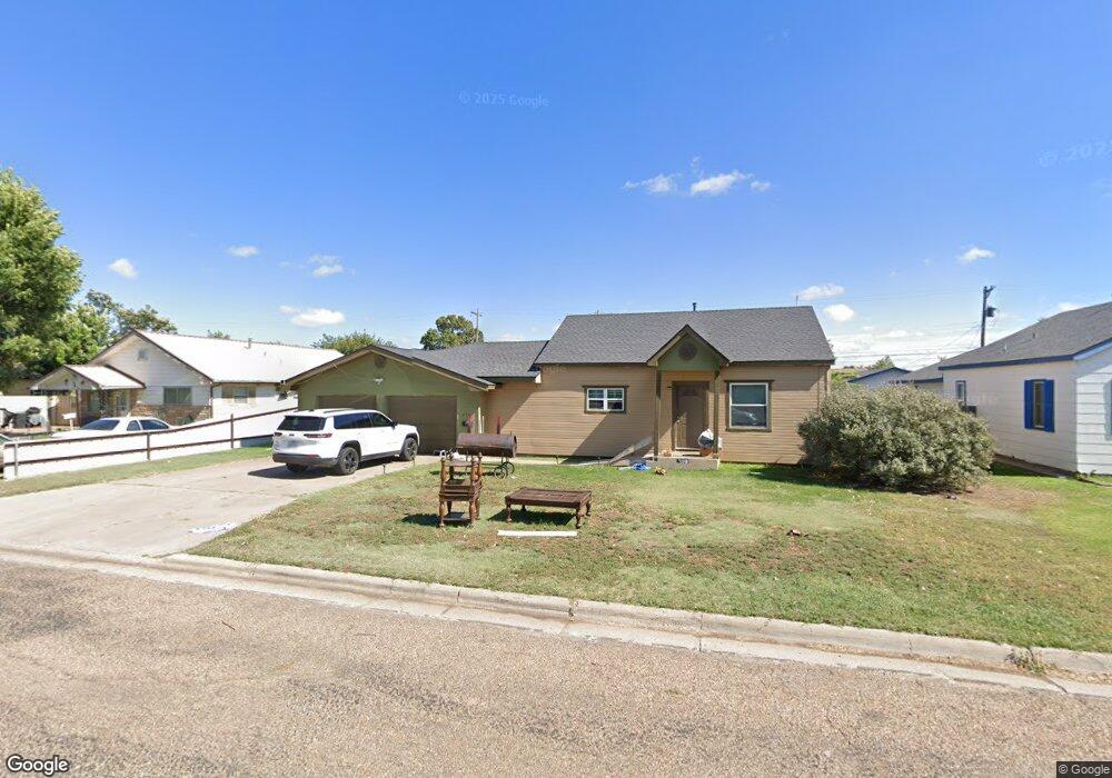 710 Cedar Ave, Dumas, TX 79029 - photo 1