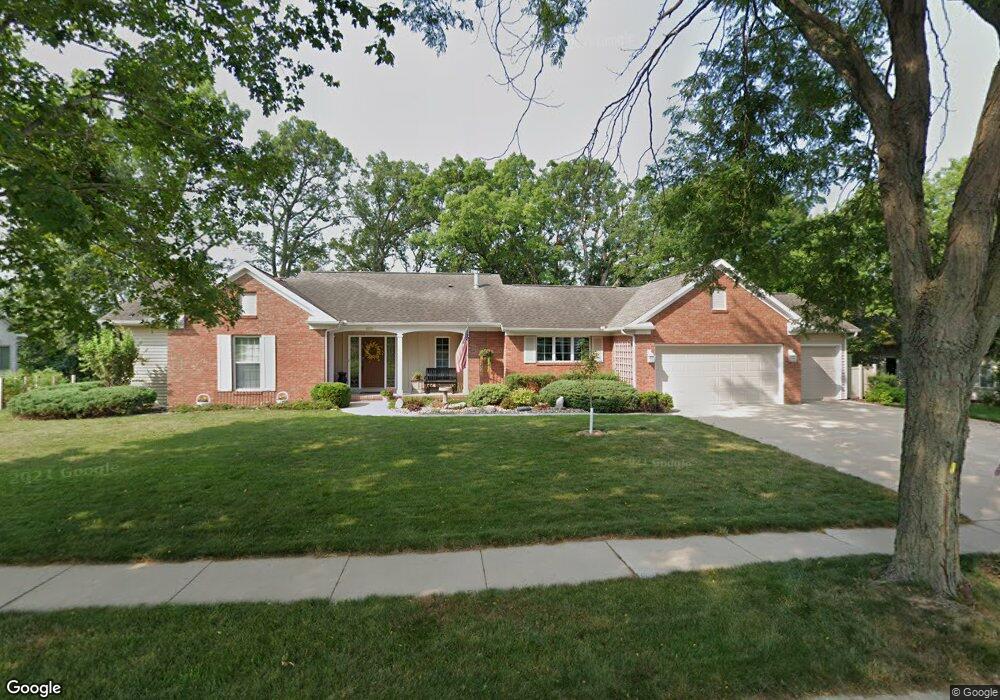 3005 Cedar Ridge Dr NE, Cedar Rapids, IA 52402 - photo 1