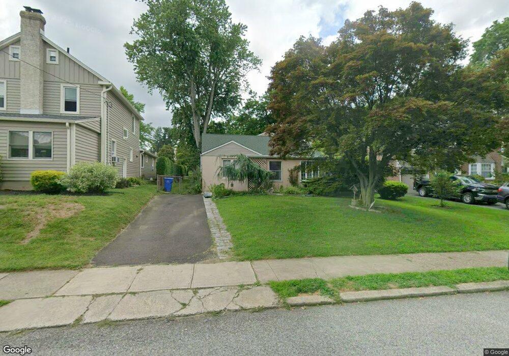 2037 Parkview Ave, Abington, PA 19001 - photo 1