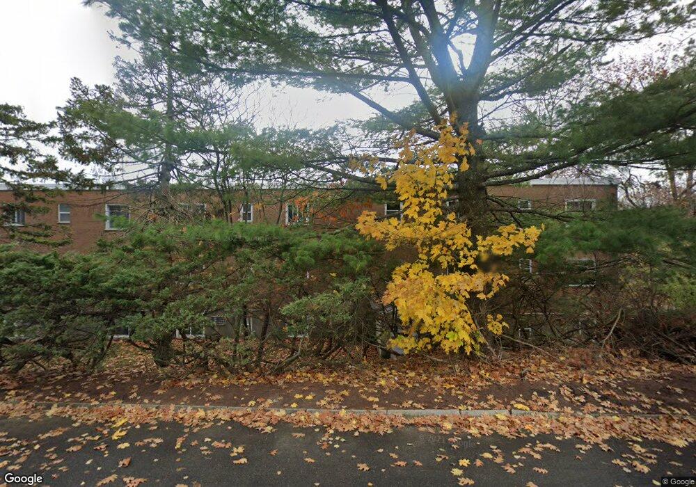 20 Jacqueline Rd unit E 20, Waltham, MA 02452 - photo 1