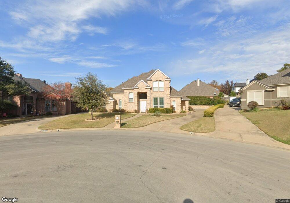 2825 Mesa Ct, Hurst, TX 76054 - photo 1