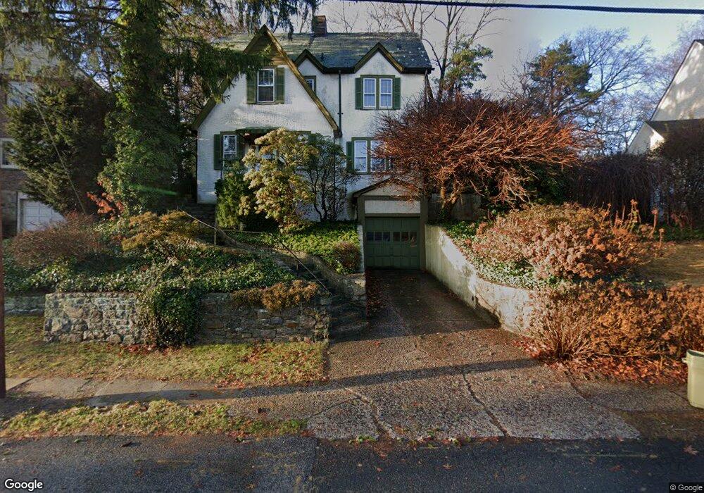 221 Pondfield Rd W, Bronxville, NY 10708 - photo 1