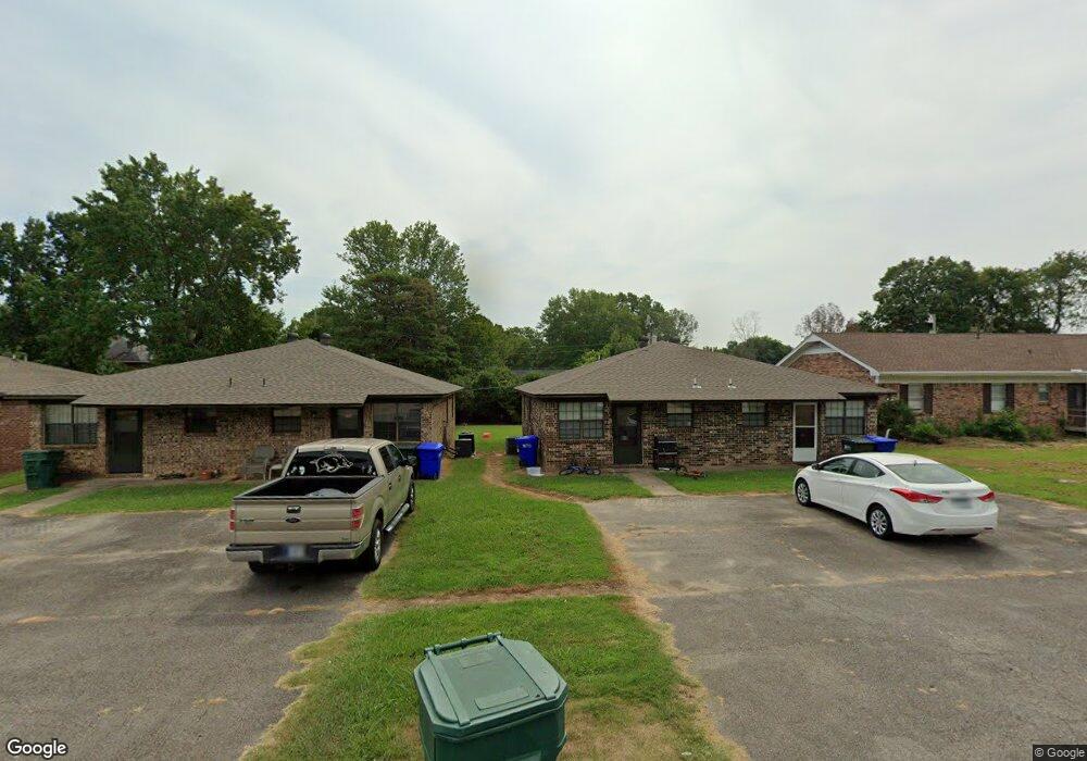 430 Helen St unit 428, Conway, AR 72034 - photo 1