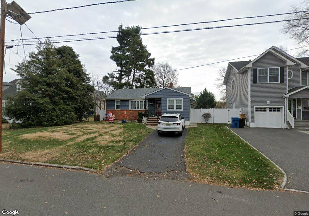 2226 Princeton Ave, Scotch Plains, NJ 07076 - photo 1