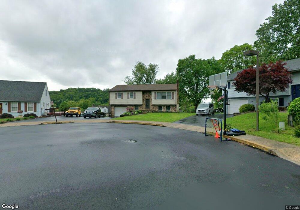 187 Mensch Dr, Bechtelsville, PA 19505 - photo 1