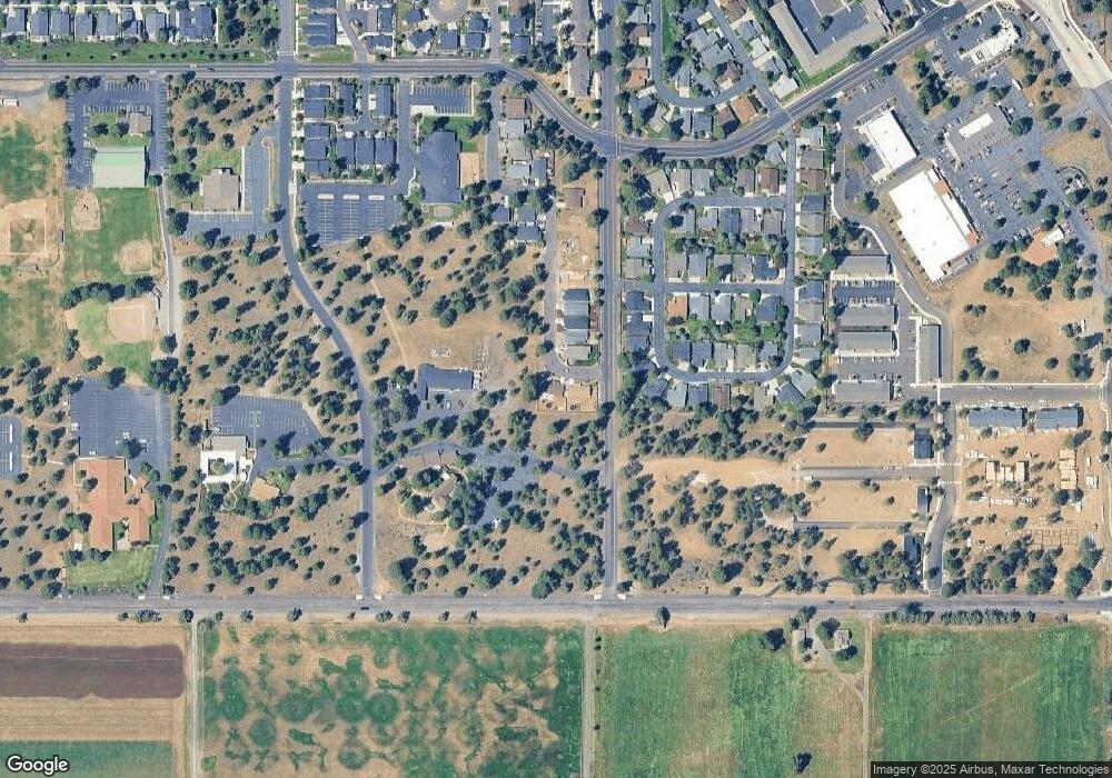 313 N Desert Rose Loop, Sisters, OR 97759 - photo 1