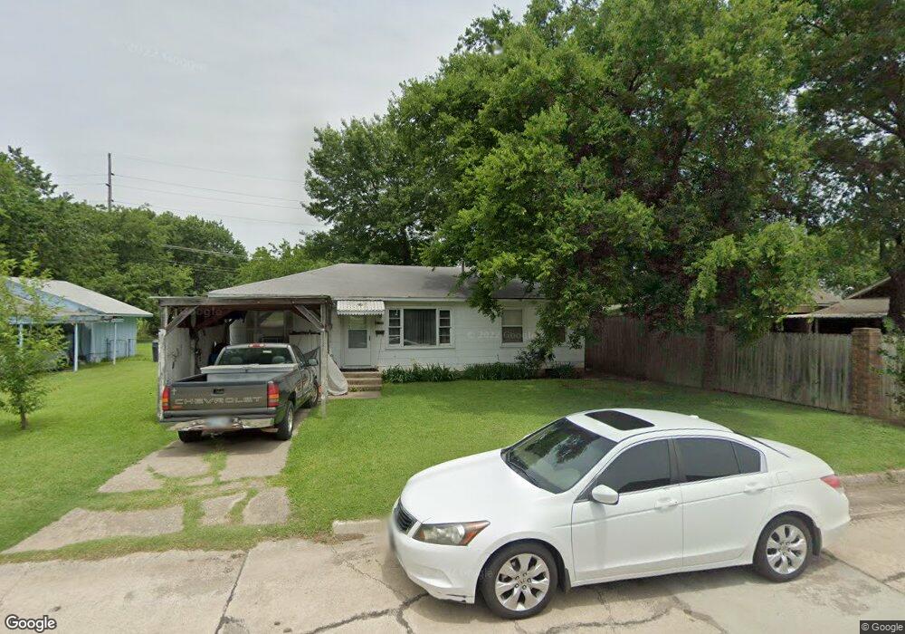 1211 1st Ave SW, Ardmore, OK 73401 - photo 1
