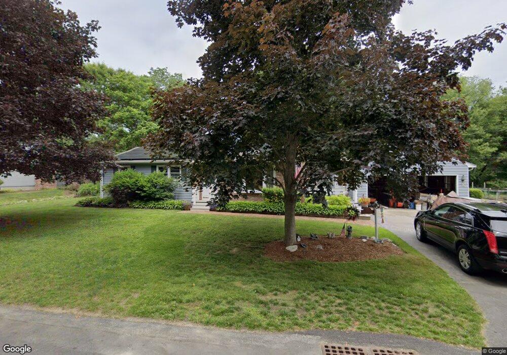 29 Maple St, Westport, MA 02790 - photo 1