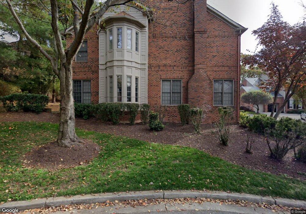 2 Sandalfoot Ct, Potomac, MD 20854 - photo 1