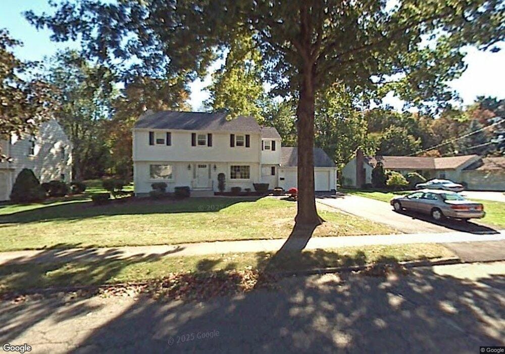 62 Meadowgate St, Wethersfield, CT 06109 - photo 1