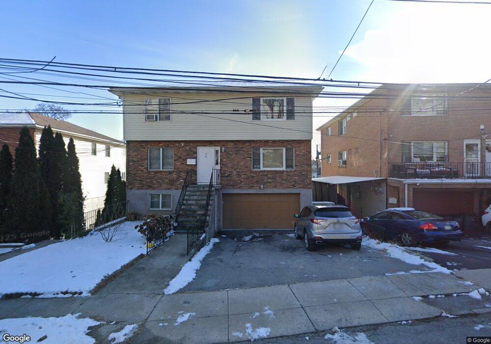 274 Edwards Place, Yonkers, NY 10703 - photo 1