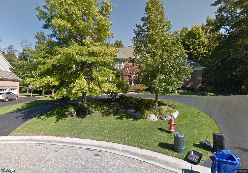 991 Wellsley Ct, Bloomfield Hills, MI 48304 - photo 1