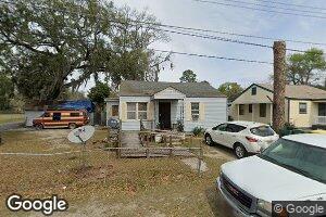 520 W 62nd St, Savannah, GA 31405