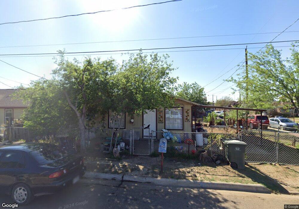 2620 Sanders Ave, Laredo, TX 78040 - photo 1