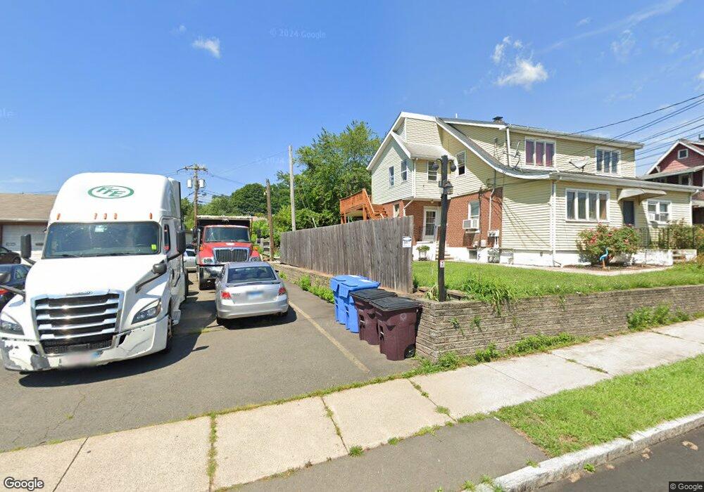 164 Coccomo Cir, New Britain, CT 06051 - photo 1