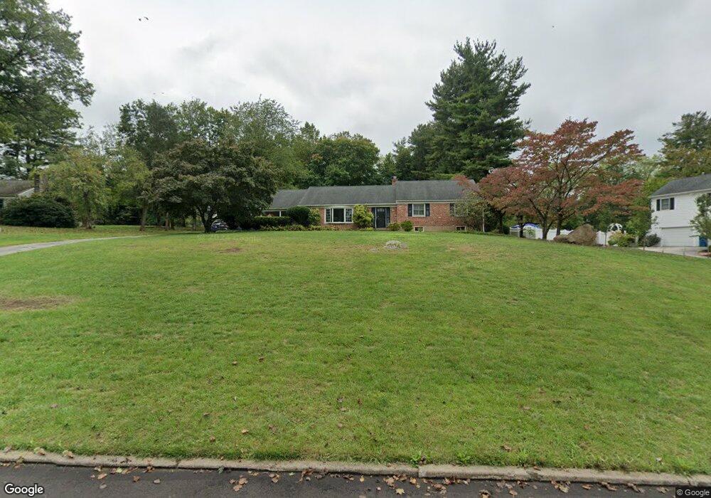 932 Ethan Allen Rd, Berwyn, PA 19312 - photo 1