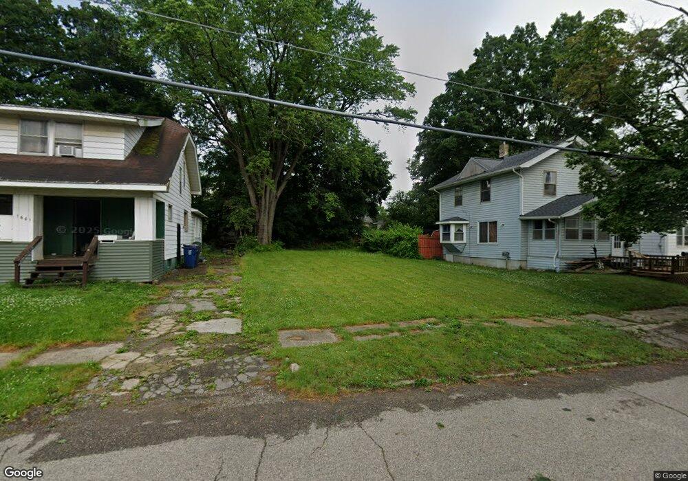 1605 Arlington Ave, Flint, MI 48506 - photo 1