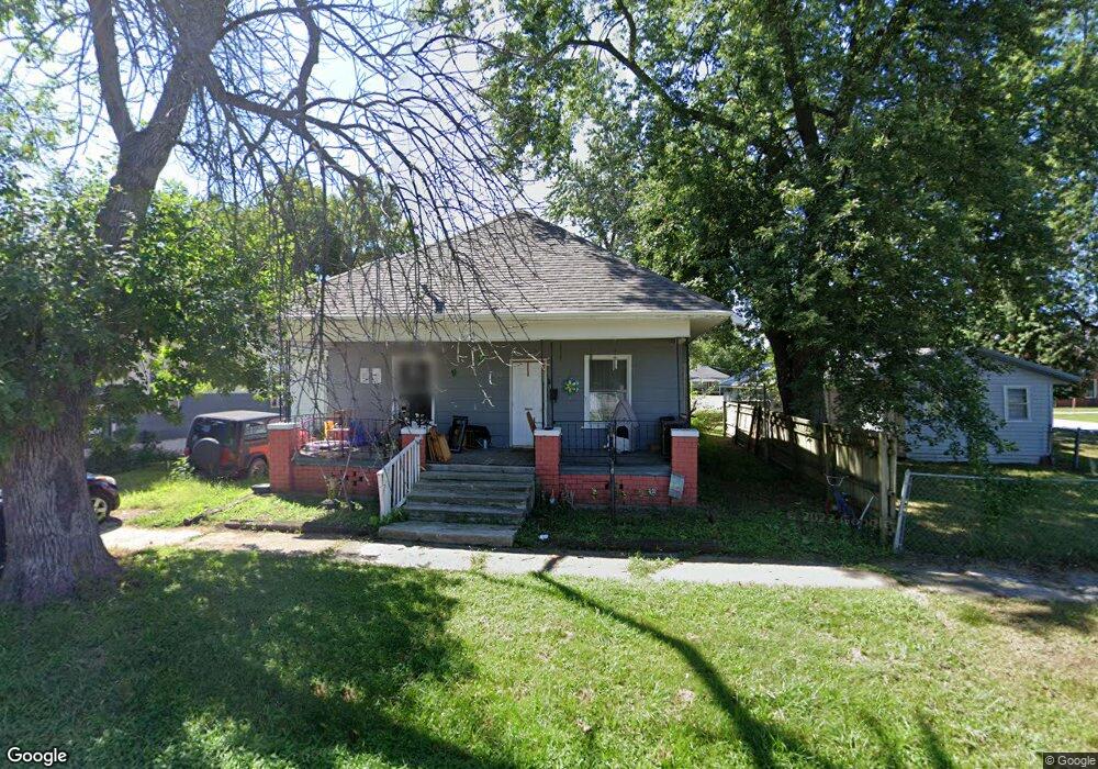 1120 Quinn St, Moberly, MO 65270 - photo 1