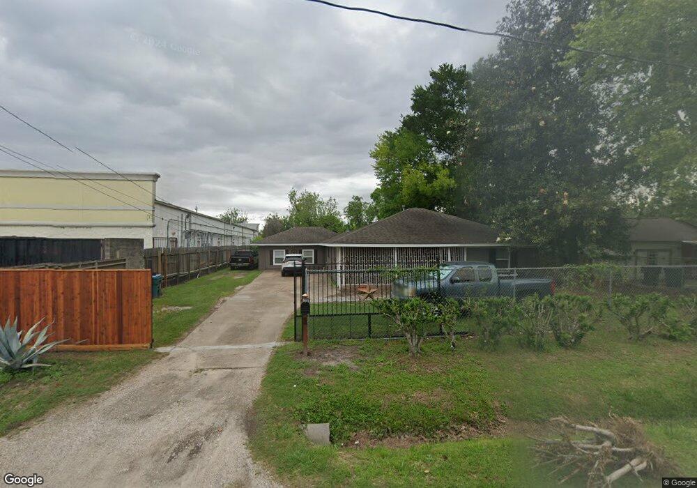 636 Millville Dr, Houston, TX 77091 - photo 1