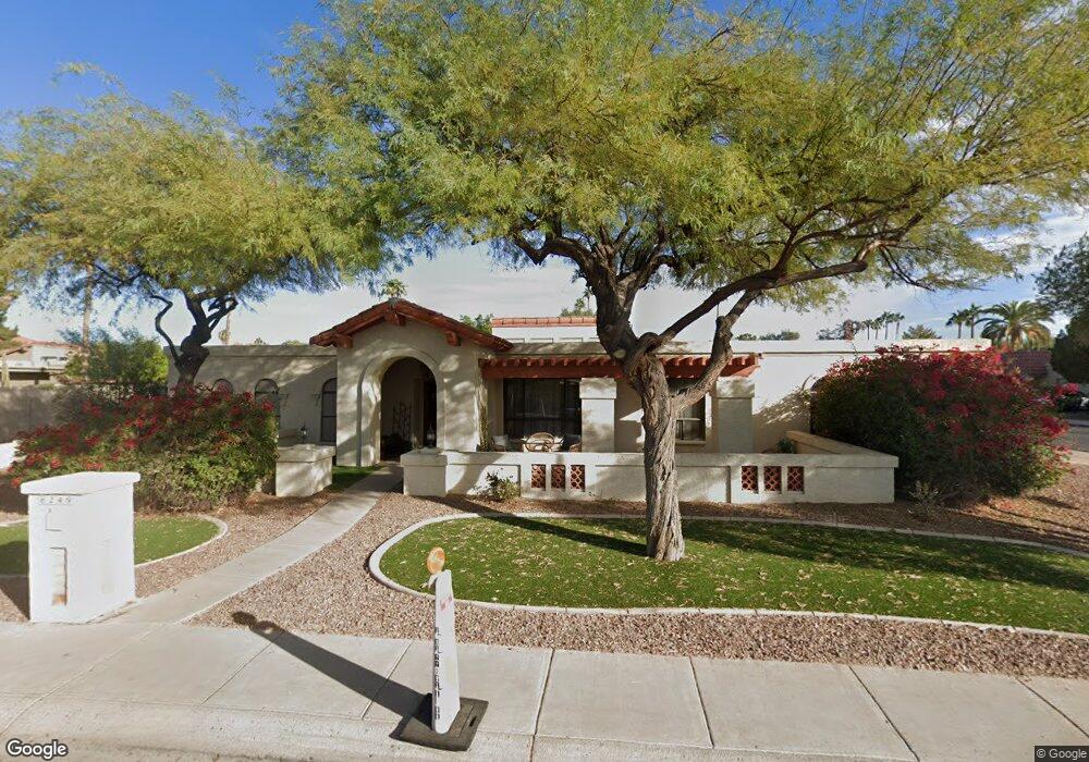 8249 S Taylor Dr, Tempe, AZ 85284 - photo 1