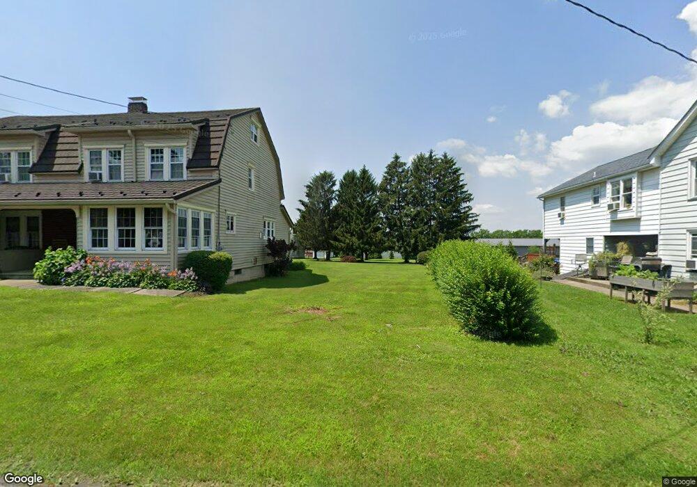 1023 Bushkill Center Rd, Nazareth, PA 18064 - photo 1