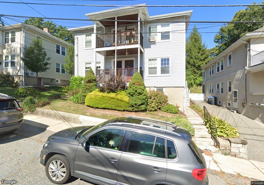 30 Sterling Rd unit 1, Waltham, MA 02451 - photo 1