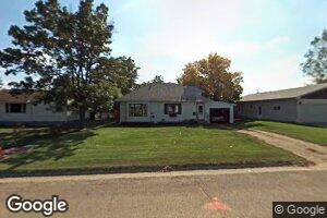 527 W 4th Ave, Redfield, SD 57469
