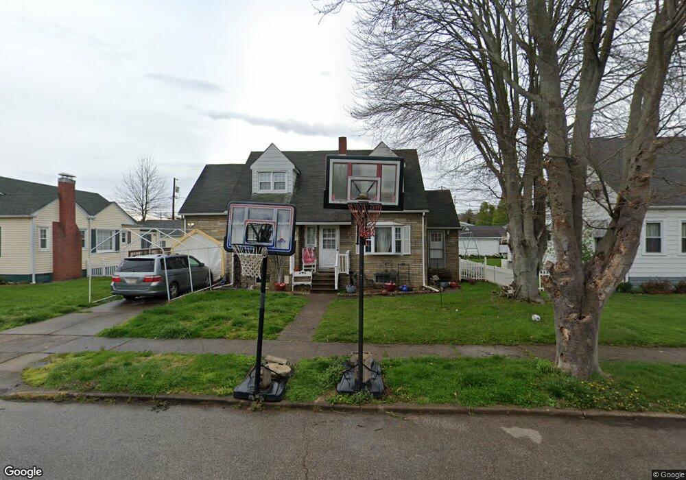 1502 West Virginia Ave, Dunbar, WV 25064 - photo 1