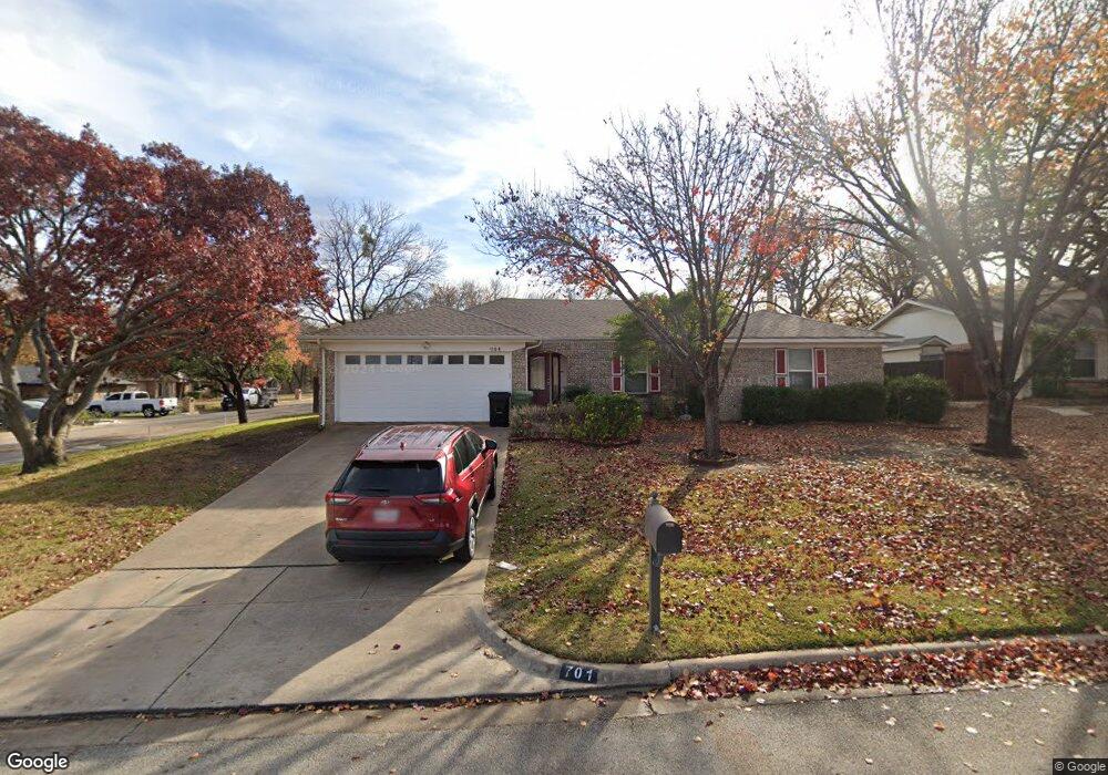 701 Highland Park Dr, Hurst, TX 76054 - photo 1
